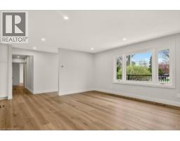 18 GARDEN Avenue - 5