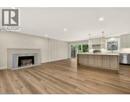 18 GARDEN Avenue - 6