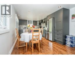 22 DUNDONALD Road - 10