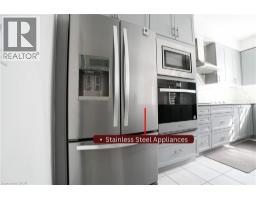 10 GEORGINA Street - 11