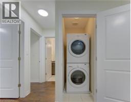 36 PRINCE ALBERT Boulevard - 18