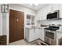 22 DELLROY Avenue - 21