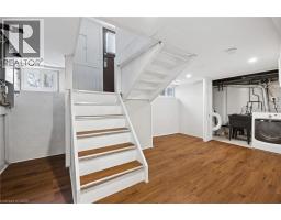 22 DELLROY Avenue - 24