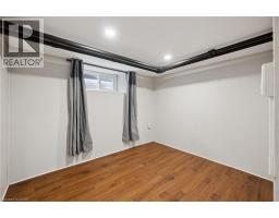 22 DELLROY Avenue - 26