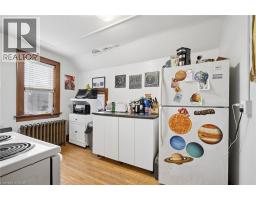 22 DELLROY Avenue - 35