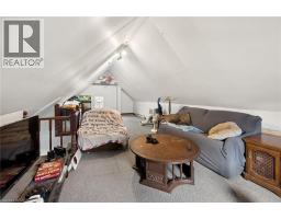 22 DELLROY Avenue - 39