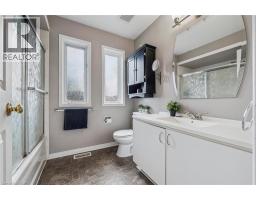 238 LANGLAW Drive - 25