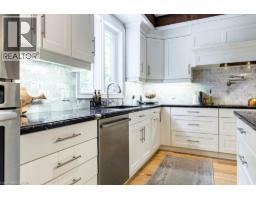 60 PARKER Avenue - 7