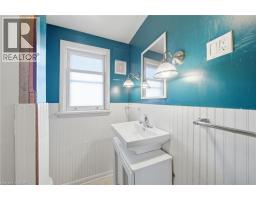 160 HEAD Street N - 29