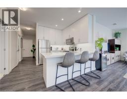 690 KING Street W UnitNo. 112 - 6