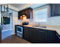 20 MCCONKEY Crescent - 13