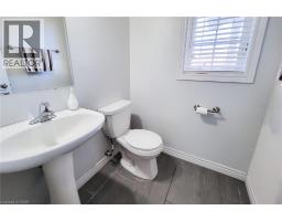 20 MCCONKEY Crescent - 9