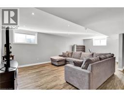 7 CAVENDISH Court - 25