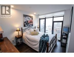 38 HARBOUR Street UnitNo. PH412 - 18