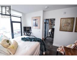 38 HARBOUR Street UnitNo. PH412 - 21