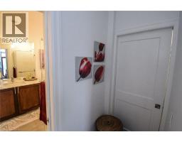 38 HARBOUR Street UnitNo. PH412 - 23