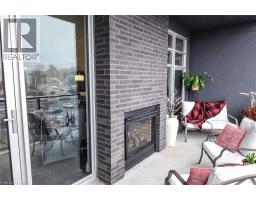 38 HARBOUR Street UnitNo. PH412 - 34