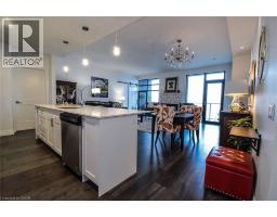 38 HARBOUR Street UnitNo. PH412 - 6