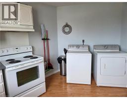 60 ELMSDALE Drive UnitNo. 9 - 11