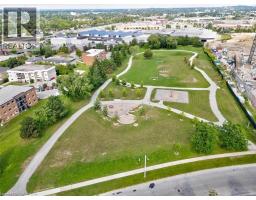 60 ELMSDALE Drive UnitNo. 9 - 28