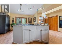 425 NORFOLK Street S - 13