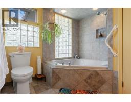 425 NORFOLK Street S - 22