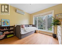 425 NORFOLK Street S - 23