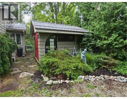 425 NORFOLK Street S - 34