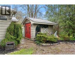 425 NORFOLK Street S - 7
