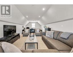 17 ANGLE Street - 22