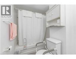 100 ROSEVIEW Avenue - 12