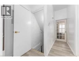 100 ROSEVIEW Avenue - 13