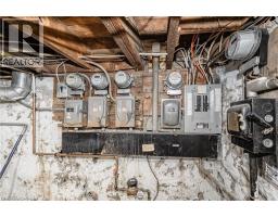 100 ROSEVIEW Avenue - 16