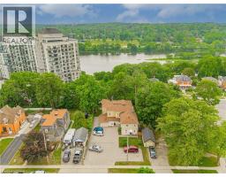 100 ROSEVIEW Avenue - 21