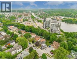 100 ROSEVIEW Avenue - 22