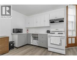 100 ROSEVIEW Avenue - 6