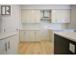236 APPLEWOOD Street - 11