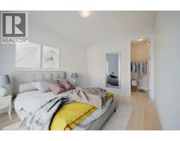 236 APPLEWOOD Street - 19