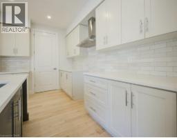 236 APPLEWOOD Street - 8