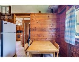 845 LAKESHORE Road - 32