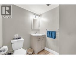712 HIGHPOINT Avenue - 27