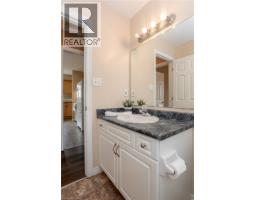 11 GOLDENROD Court - 16