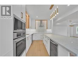 386 SOUTHCOTE Road - 26