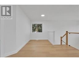 386 SOUTHCOTE Road - 28