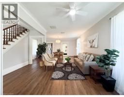 162 WELLINGTON Street - 11