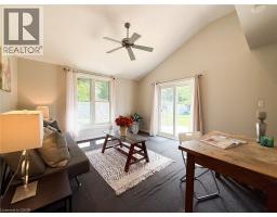 162 WELLINGTON Street - 24