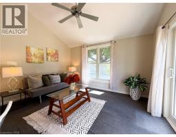162 WELLINGTON Street - 25