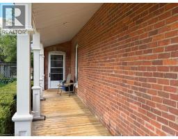 162 WELLINGTON Street - 6