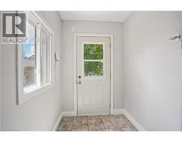 58 PANDORA Avenue N - 11