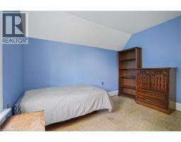 58 PANDORA Avenue N - 21